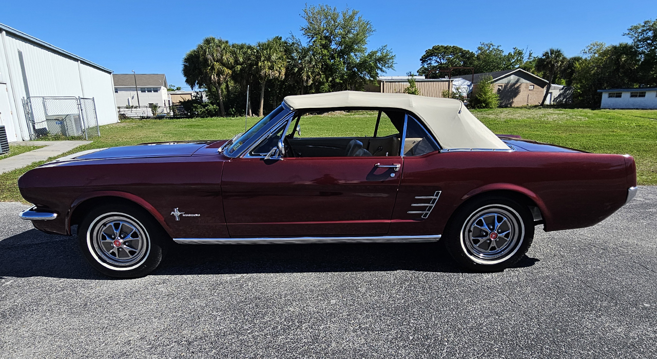 5th Image of a 1966 FORD MUSTANG