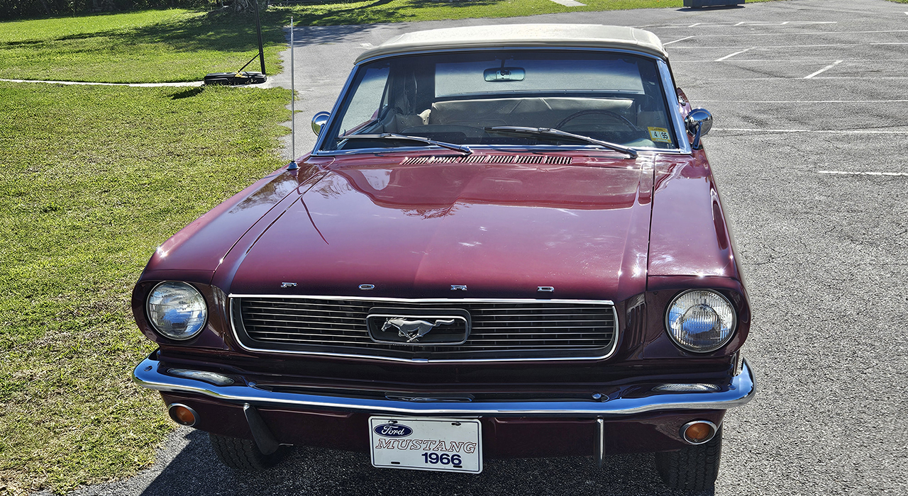 7th Image of a 1966 FORD MUSTANG