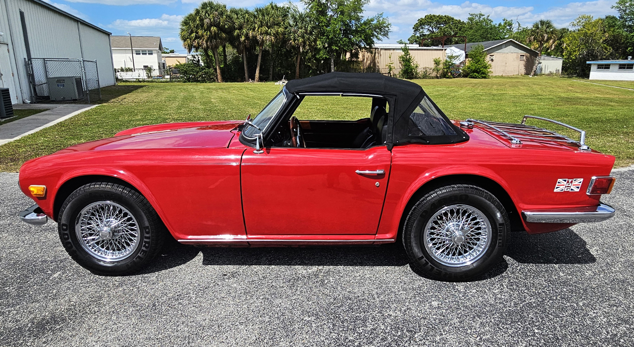 7th Image of a 1972 TRIUMPH TR6