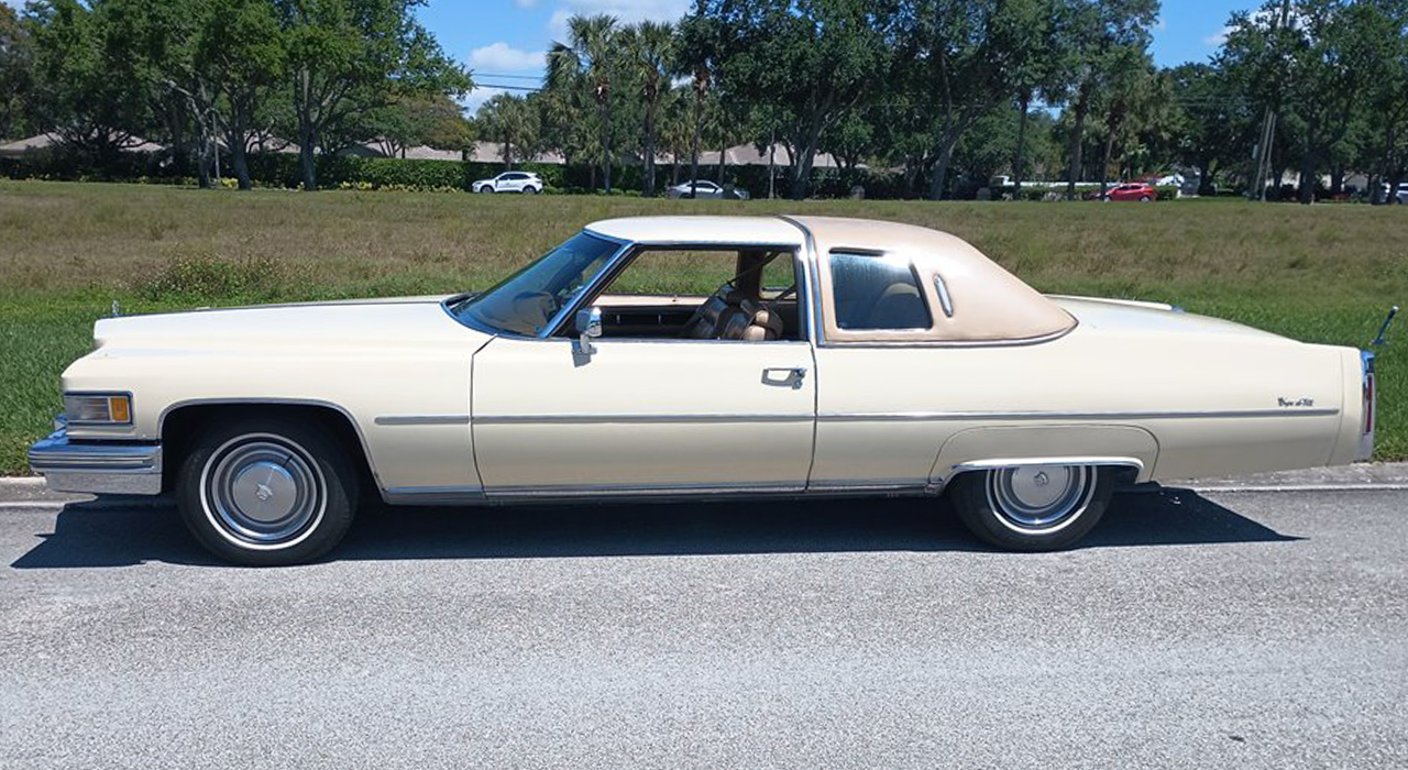 2nd Image of a 1976 CADILLAC COUPE DEVILLE