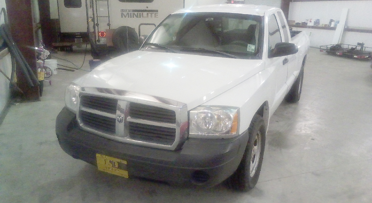 0th Image of a 2005 DODGE DAKOTA ST