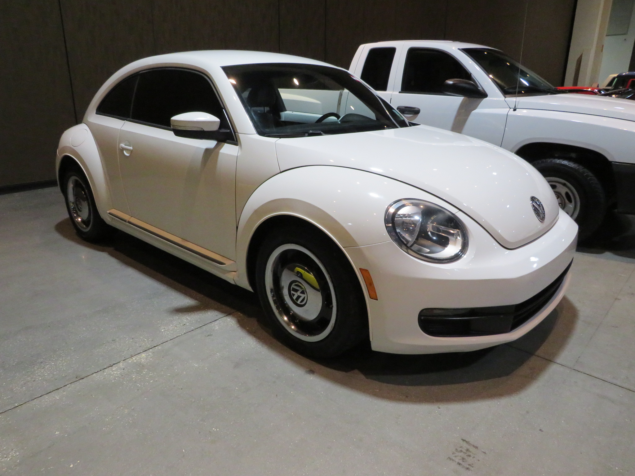 0th Image of a 2012 VOLKSWAGEN BEETLE