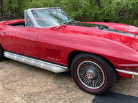 Image 2 of 6 of a 1967 CHEVROLET CORVETTE