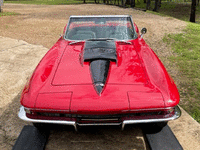 Image 4 of 6 of a 1967 CHEVROLET CORVETTE