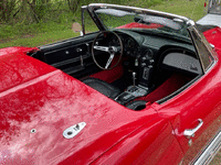 Image 5 of 6 of a 1967 CHEVROLET CORVETTE