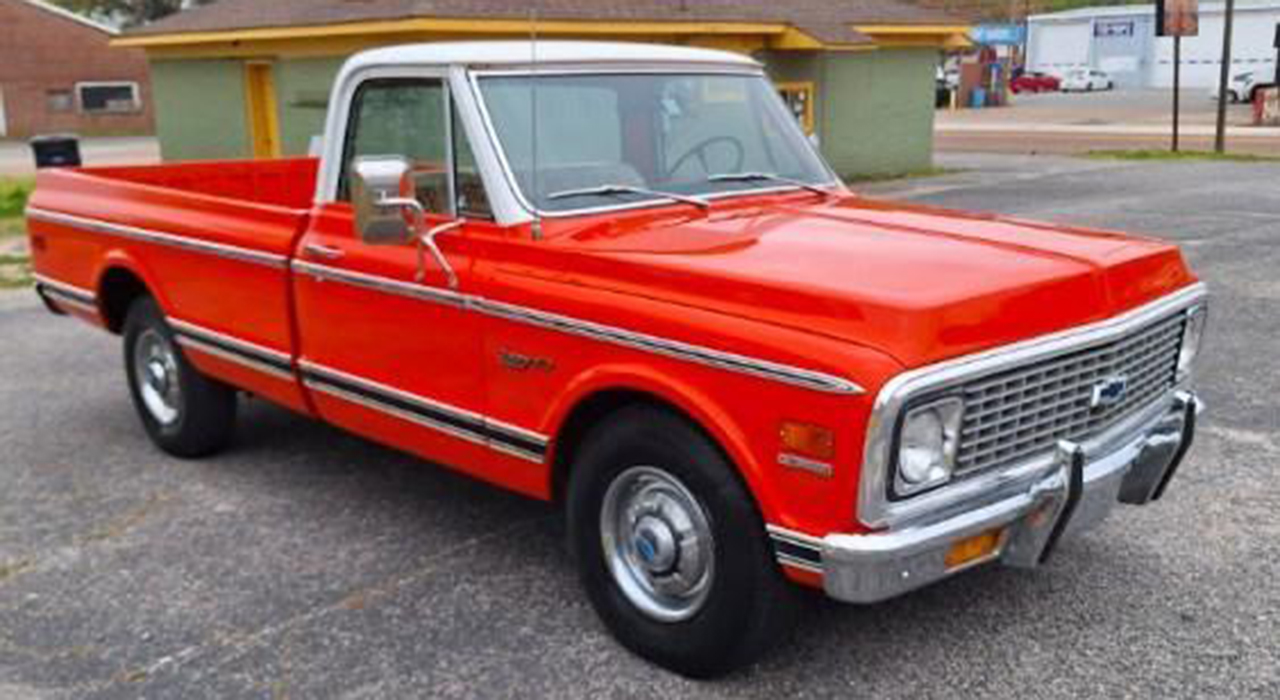 1st Image of a 1972 CHEVROLET CUSTOM DELUXE 20