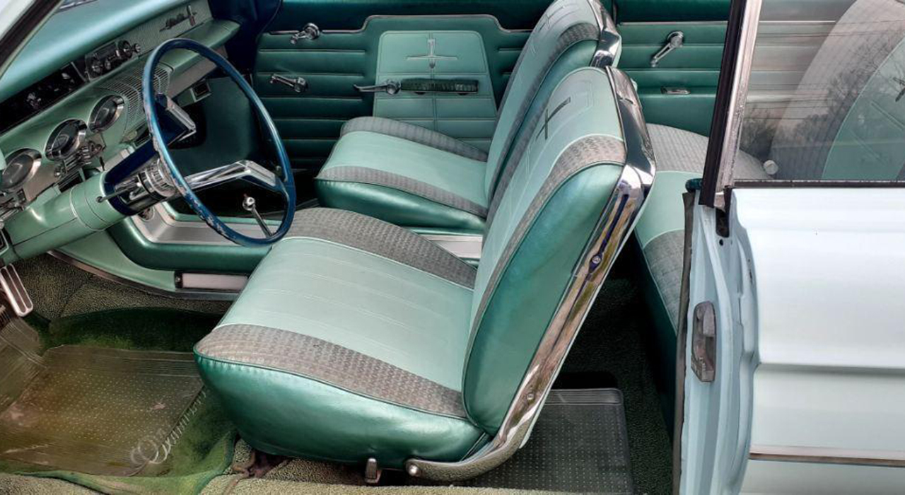 2nd Image of a 1961 OLDSMOBILE DYNAMIC 88