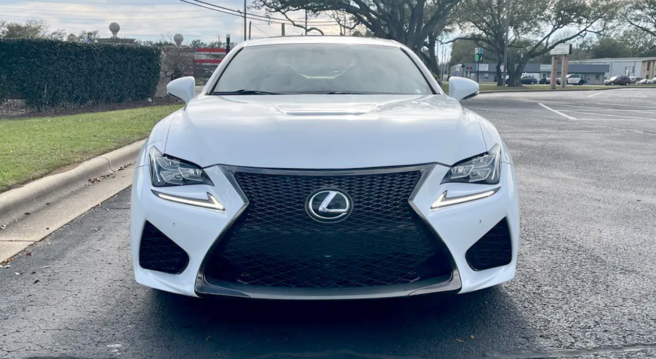 6th Image of a 2015 LEXUS RC F