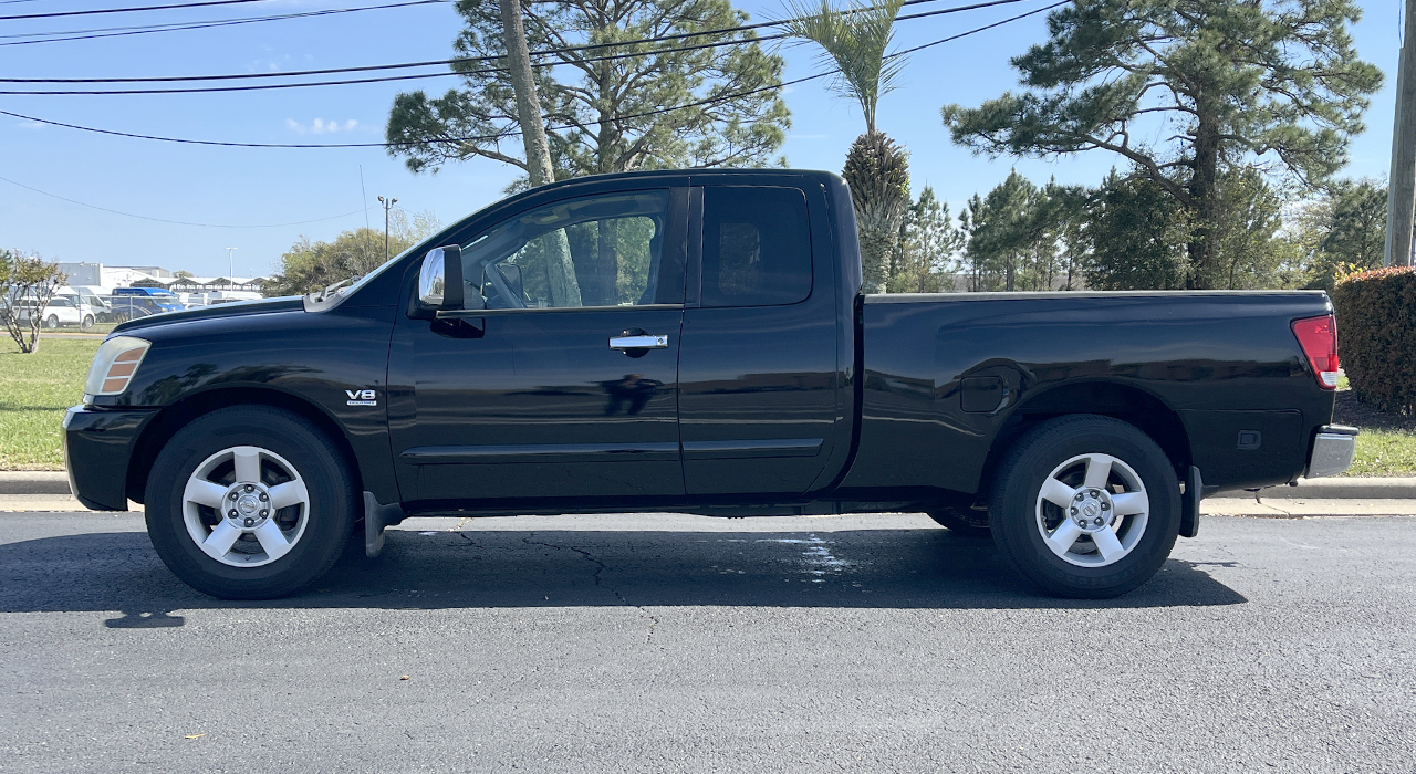 1st Image of a 2004 NISSAN TITAN SE