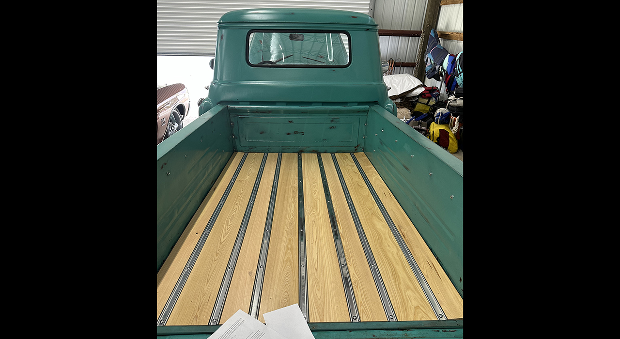 4th Image of a 1958 CHEVROLET APACHE