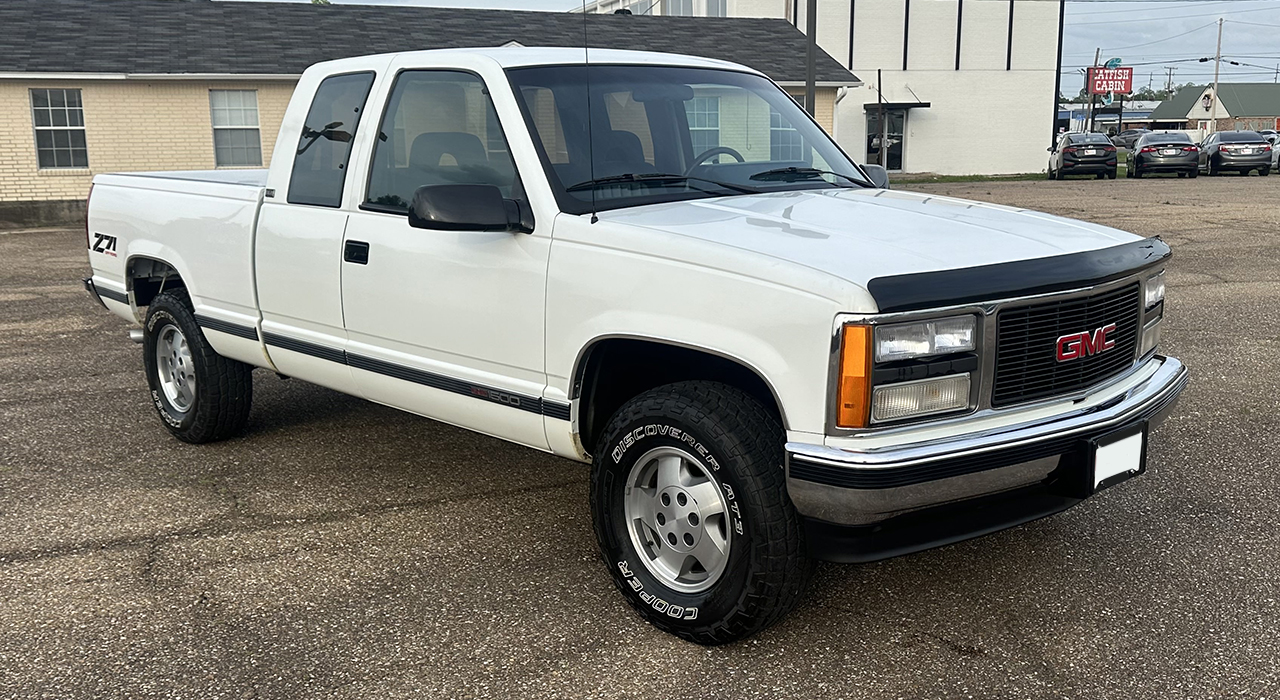 2nd Image of a 1993 GMC SIERRA Z71 SLE