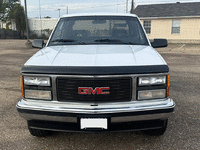 Image 8 of 31 of a 1993 GMC SIERRA Z71 SLE