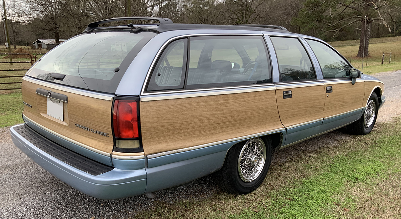 4th Image of a 1993 CHEVROLET CAPRICE