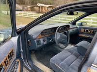 Image 7 of 11 of a 1993 CHEVROLET CAPRICE