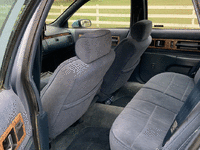 Image 8 of 11 of a 1993 CHEVROLET CAPRICE