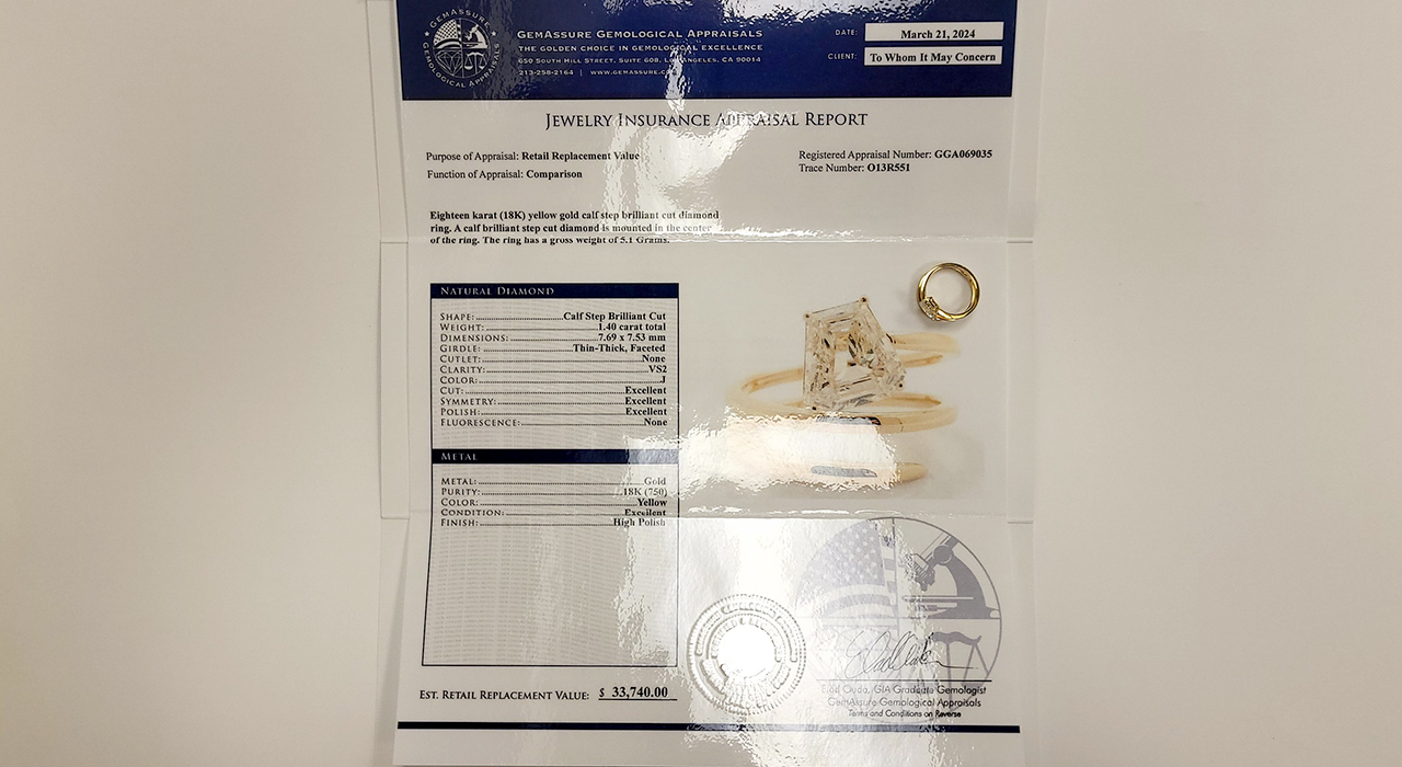 14th Image of a N/A 18K YELLOW GLD CALF STEP DIAMOND
