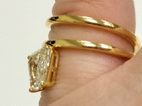 Image 13 of 15 of a N/A 18K YELLOW GLD CALF STEP DIAMOND
