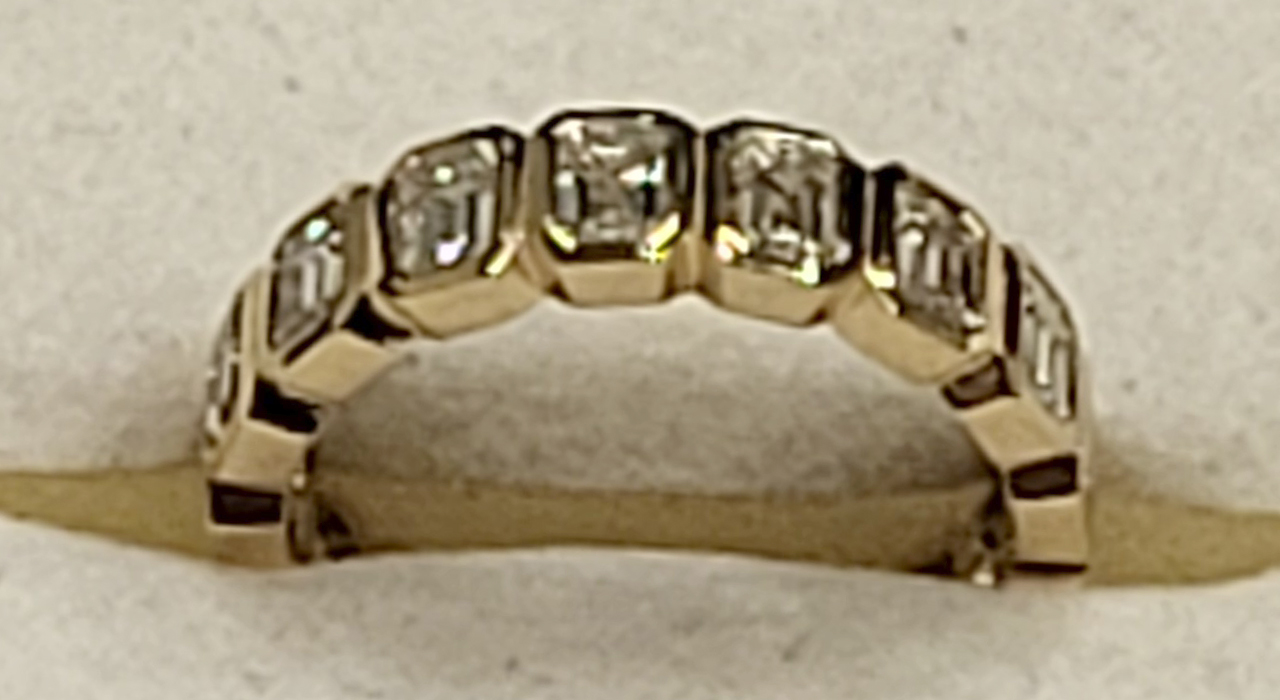 1st Image of a N/A 18K YELLOW GOLD DIAMOND ETERNITY