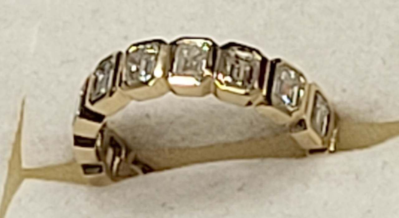 2nd Image of a N/A 18K YELLOW GOLD DIAMOND ETERNITY