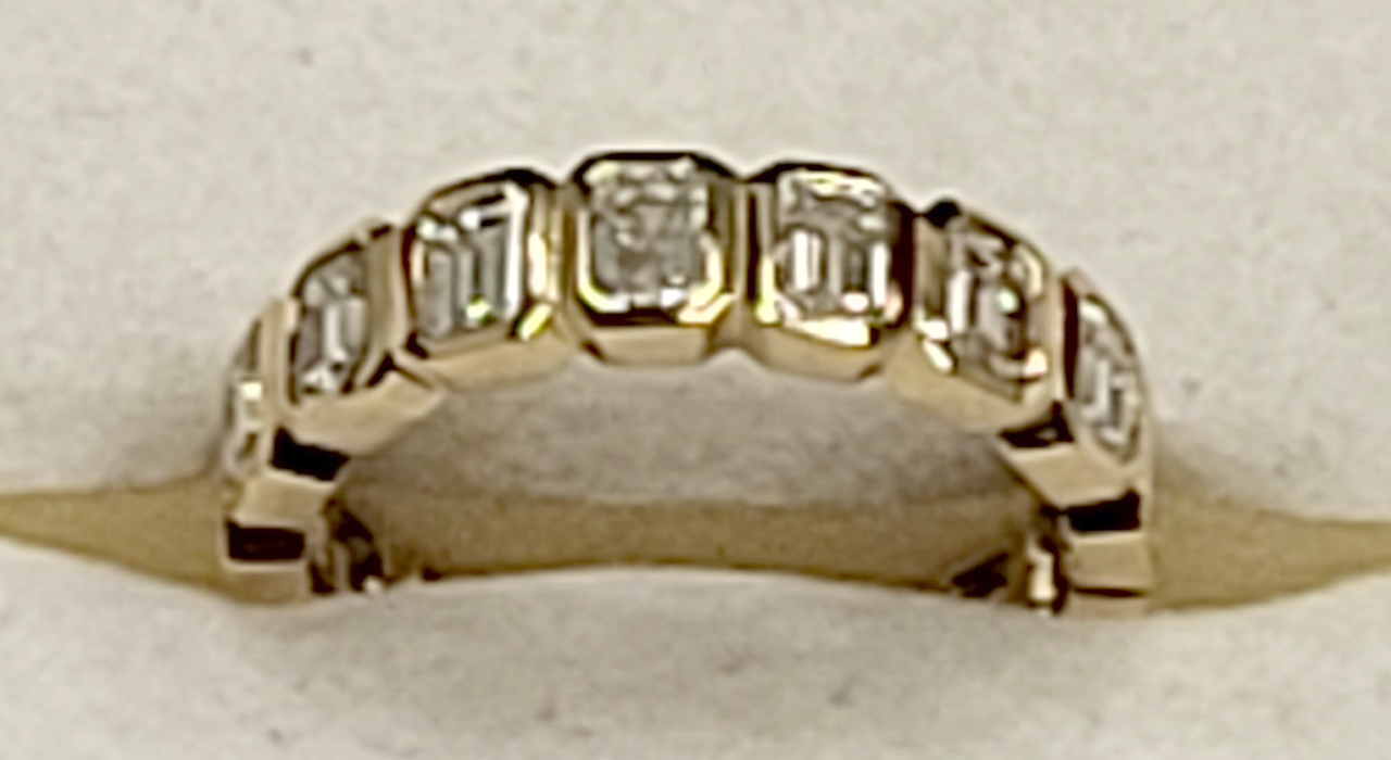 4th Image of a N/A 18K YELLOW GOLD DIAMOND ETERNITY