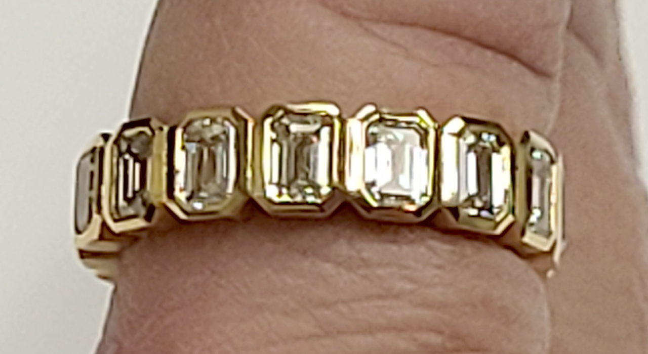 6th Image of a N/A 18K YELLOW GOLD DIAMOND ETERNITY