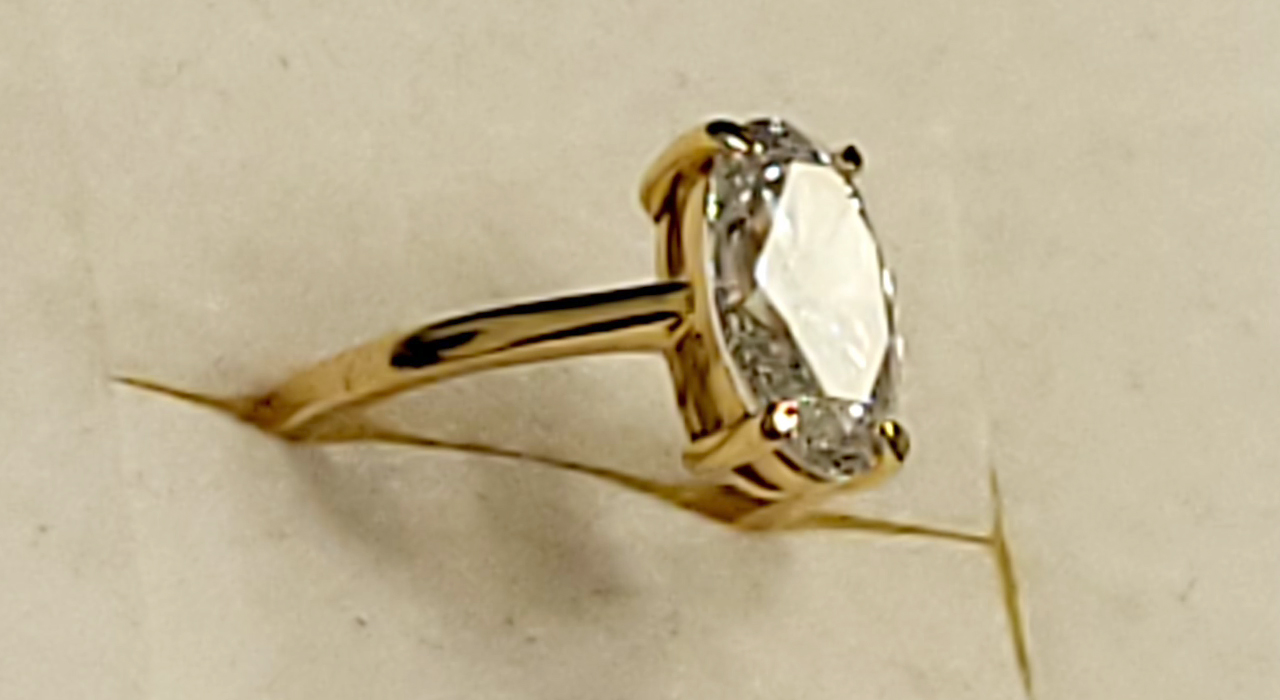 5th Image of a N/A 18K YELLOW GOLD DIAMOND SOLITAIRE