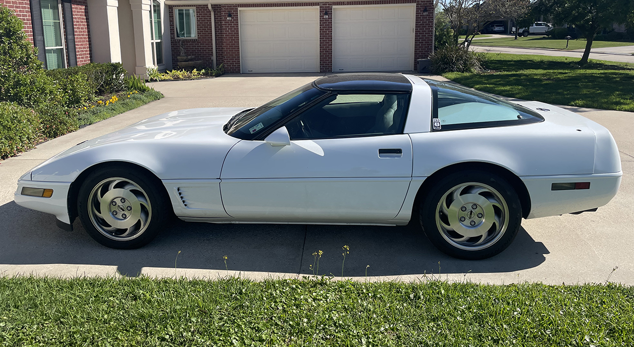 0th Image of a 1996 CHEVROLET CORVETTE