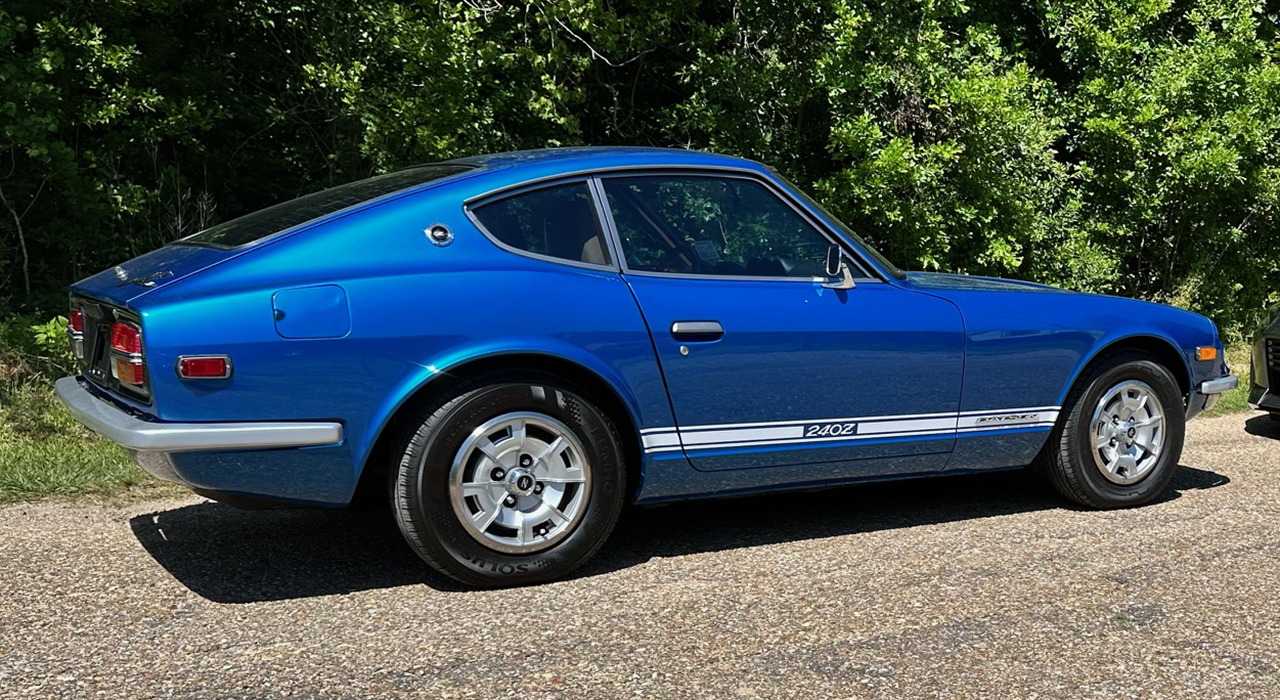 4th Image of a 1973 NISSAN DATSUN 240Z