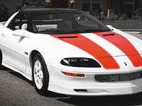 Image 2 of 10 of a 1997 CHEVROLET CAMARO Z28