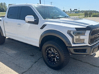 Image 2 of 7 of a 2017 FORD F-150 RAPTOR