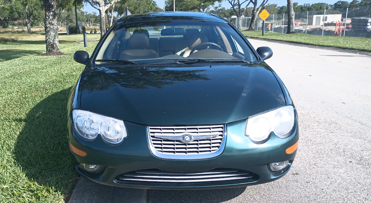 3rd Image of a 1999 CHRYSLER 300M