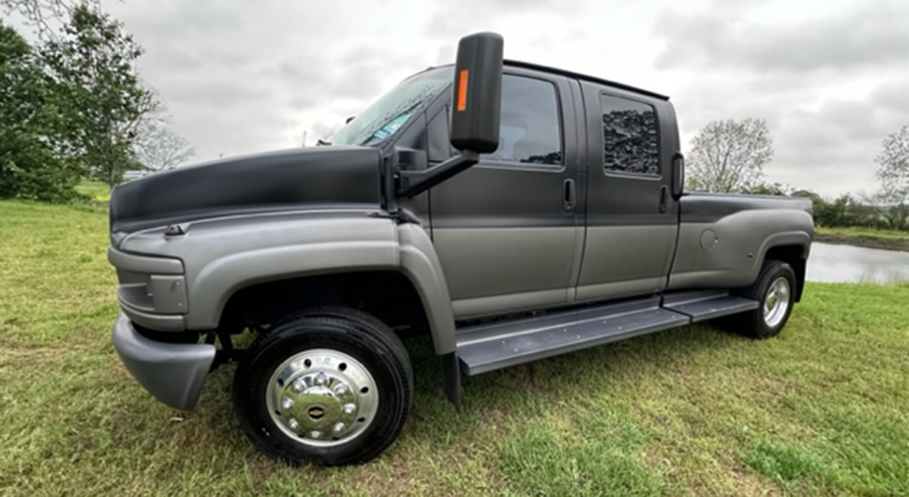 1st Image of a 2006 CHEVROLET C4500 C