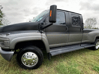 Image 2 of 10 of a 2006 CHEVROLET C4500 C