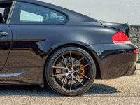 Image 14 of 19 of a 2007 BMW M6 COUPE