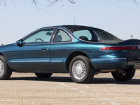 Image 3 of 22 of a 1993 LINCOLN MARK VIII