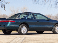 Image 4 of 22 of a 1993 LINCOLN MARK VIII