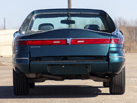 Image 8 of 22 of a 1993 LINCOLN MARK VIII