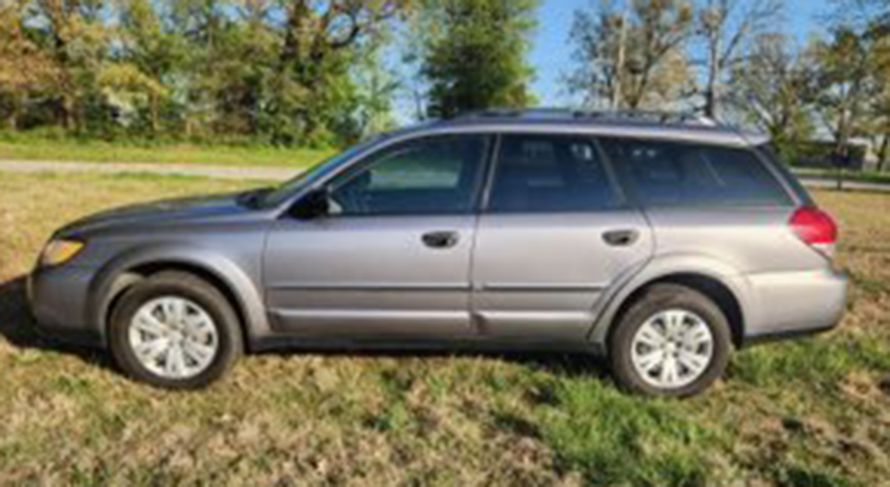 2nd Image of a 2008 SUBARU OUTBACK 2.5 BASE