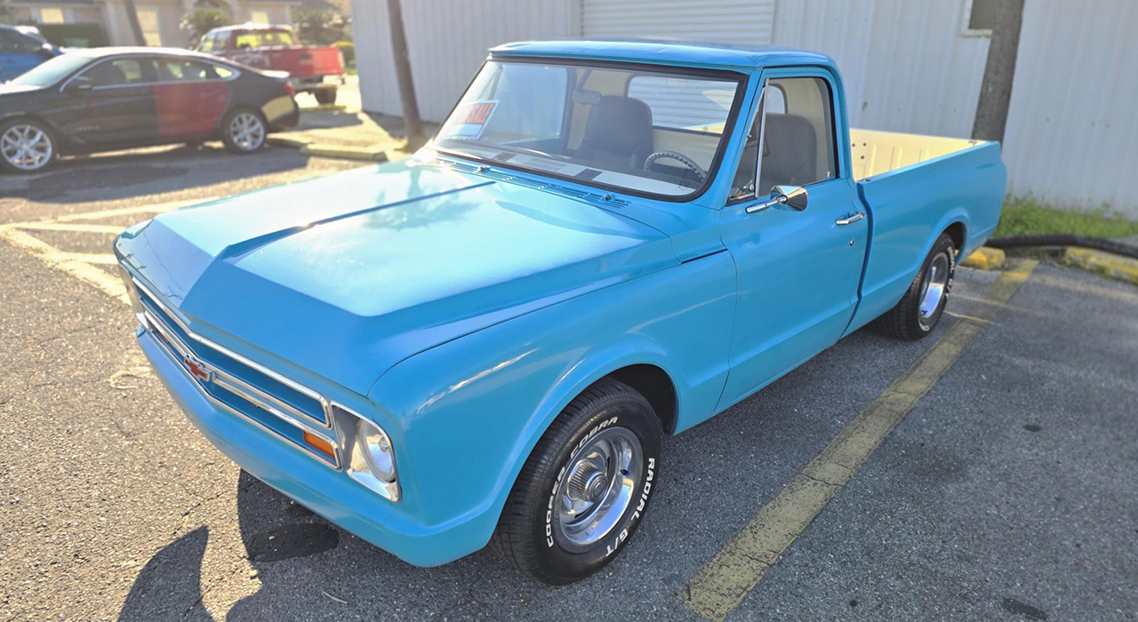 4th Image of a 1967 GMC C10