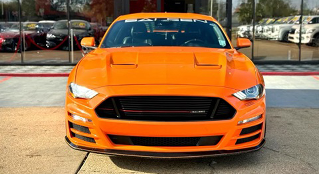 3rd Image of a 2021 FORD MUSTANG GT SALEEN