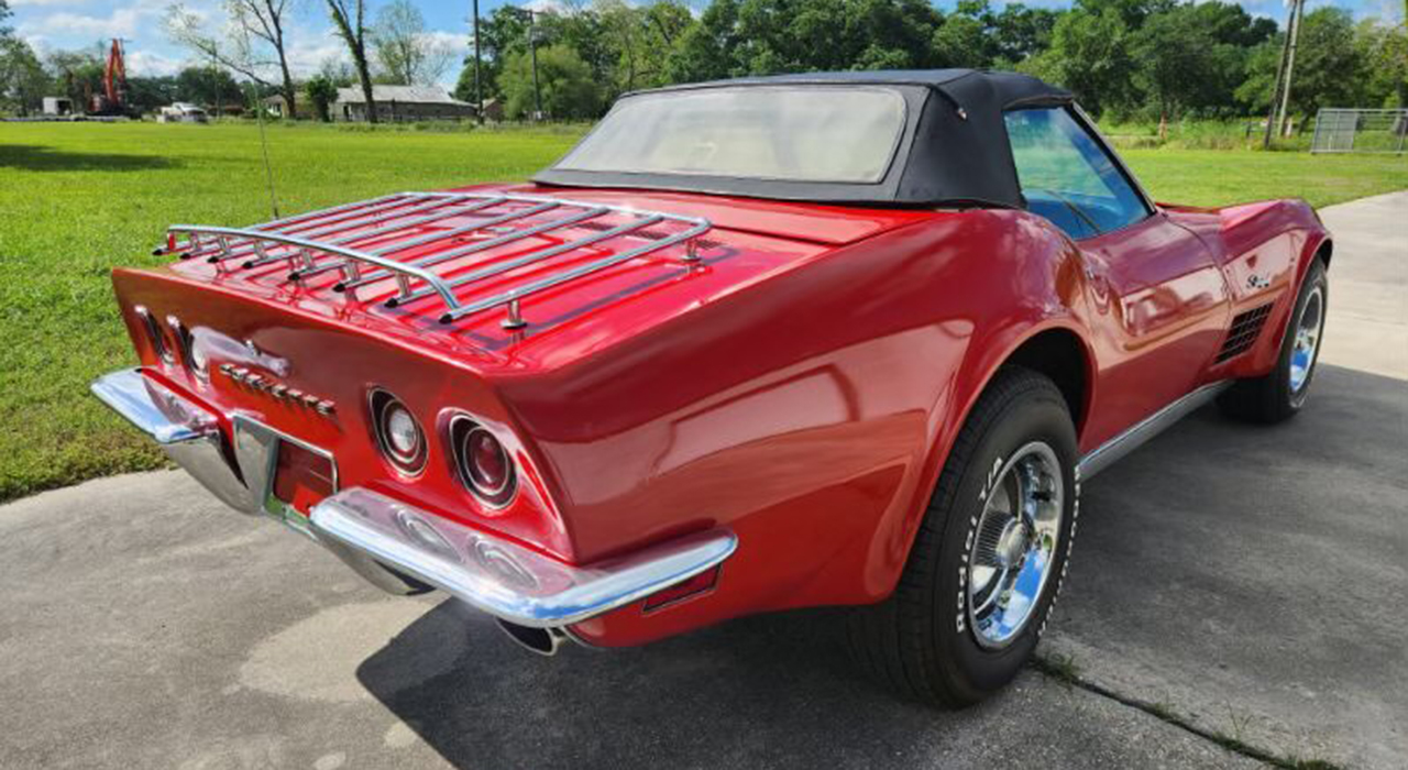 3rd Image of a 1972 CHEVROLET CORVETTE