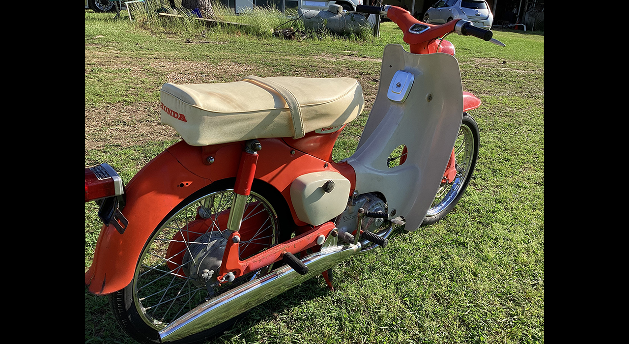 1st Image of a 1965 HONDA C100