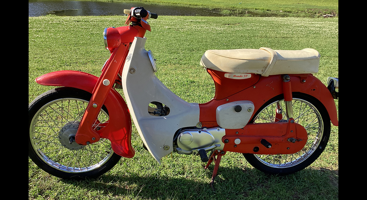 2nd Image of a 1965 HONDA C100