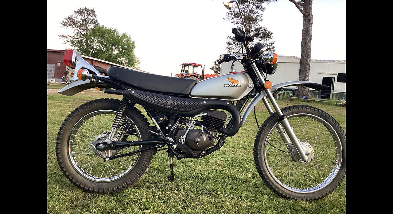 3rd Image of a 1975 HONDA MT125