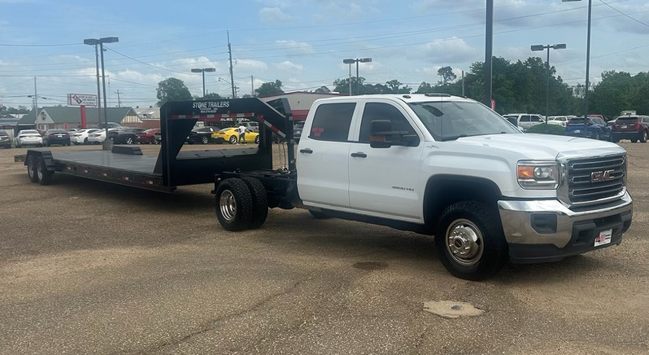 1st Image of a 2019 GMC SIERRA 3500HD FLEET/BASE