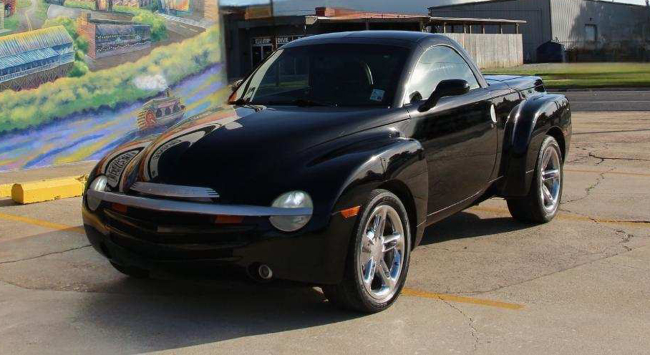 0th Image of a 2006 CHEVROLET SSR