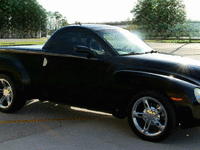 Image 2 of 6 of a 2006 CHEVROLET SSR