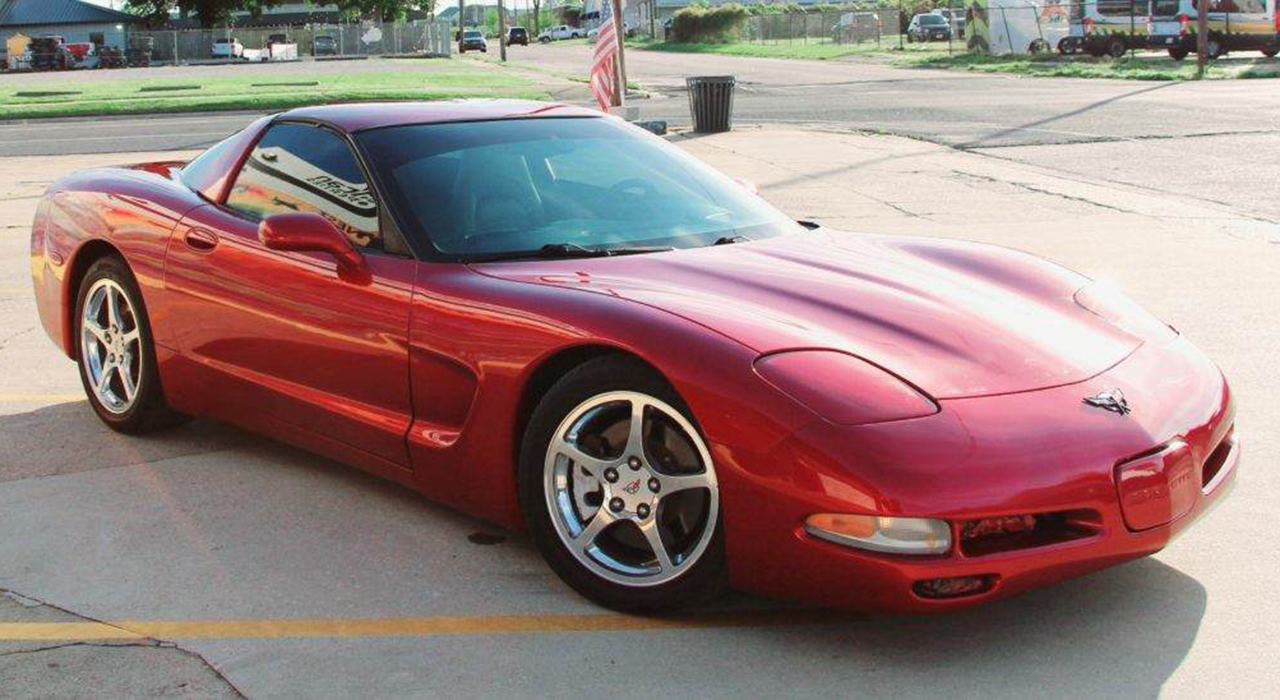 1st Image of a 2004 CHEVROLET CORVETTE