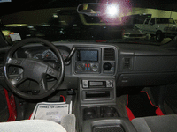 Image 7 of 17 of a 2004 CHEVROLET SILVERADO 1500