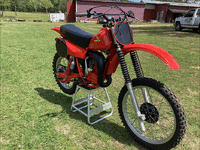 Image 2 of 4 of a 1980 HONDA CR125